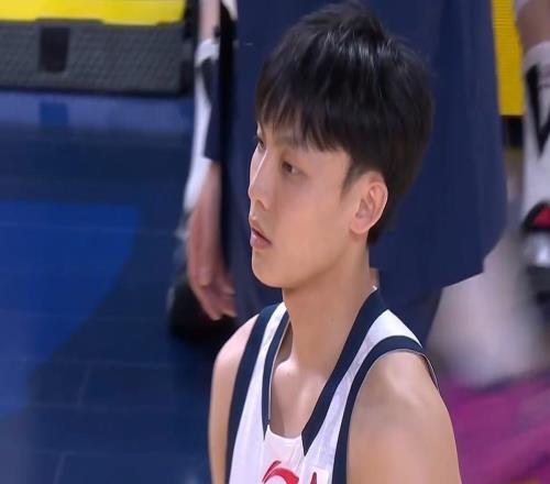 廣州坐擁主場優(yōu)勢，外線手感持續(xù)低迷，遺憾不敵廣東強敵