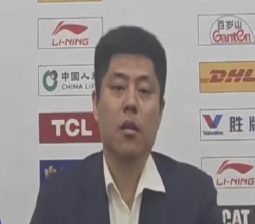 潘江：感謝大家面對困難時沒有退縮，作為主帥有壓力是好事