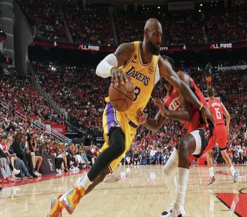 雷迪克：無論怎么爭論，詹姆斯都擁有NBA歷史最偉大的職業(yè)生涯