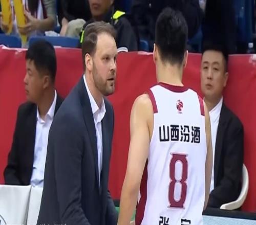 山西20戰(zhàn)勝青島，半決賽對(duì)陣廣廈浙江稠州淘汰寧波隊(duì)