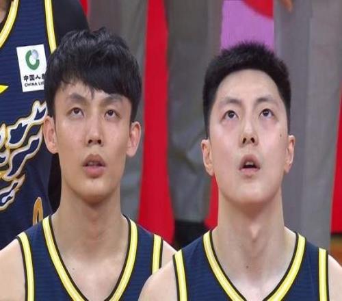大比分21，廣東男籃晉級(jí)8強(qiáng)，崔永熙末節(jié)連中三分，廣州未來可期
