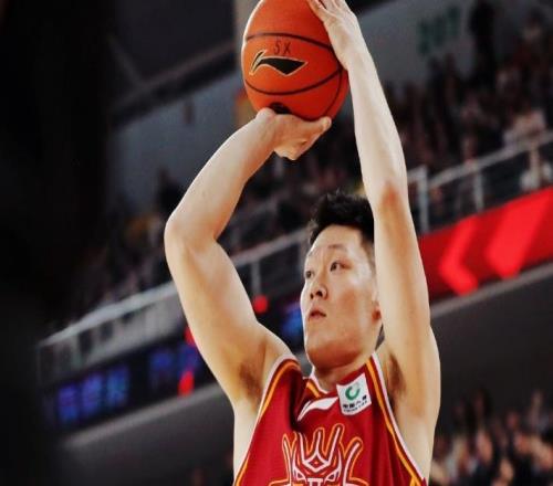 山西20橫掃青島進八強將戰(zhàn)廣廈奈特24+6+6基諾內(nèi)斯29+6三分