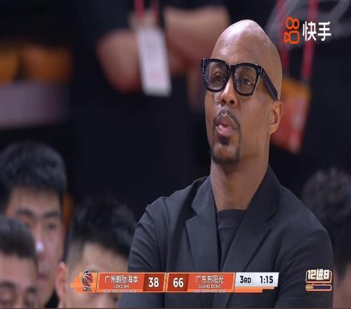 宏遠(yuǎn)贏了，但米切爾賽后發(fā)言令粵蜜絕望，徐昕回購主動權(quán)不在宏遠(yuǎn)