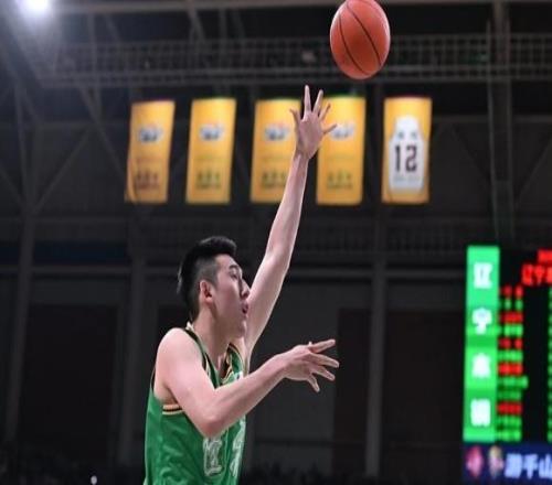 CBA最新消息！徐昕前往NBA試訓(xùn)，付豪合同到期，劉維偉被罰