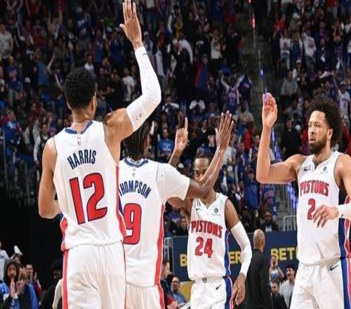 NBA歷史首次出現(xiàn)季后賽同輪次有兩支不同球隊(duì)實(shí)現(xiàn)13翻盤