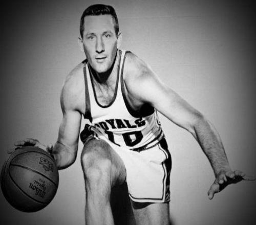 NBA官方：89歲名宿阿德里安史密斯逝世曾獲全明星MVP入選名人堂
