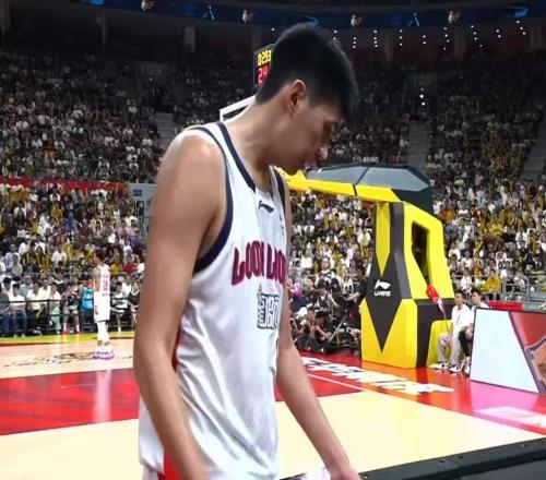 拒絕赴美沖擊NBA徐昕有望回歸廣東隊(duì)，力保杜鋒沖擊總冠軍！