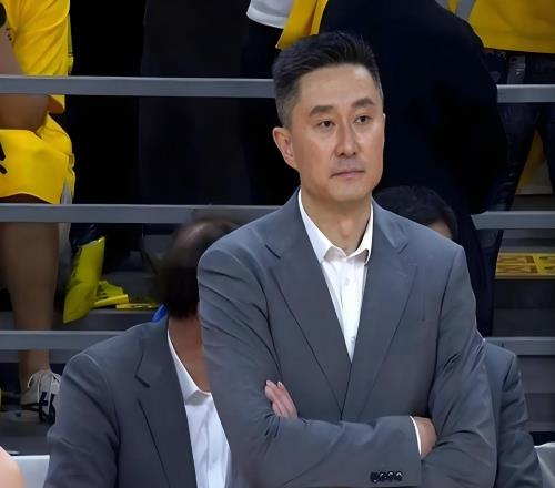 提前認(rèn)輸杜鋒道出4大問(wèn)題，都不利于廣東隊(duì)