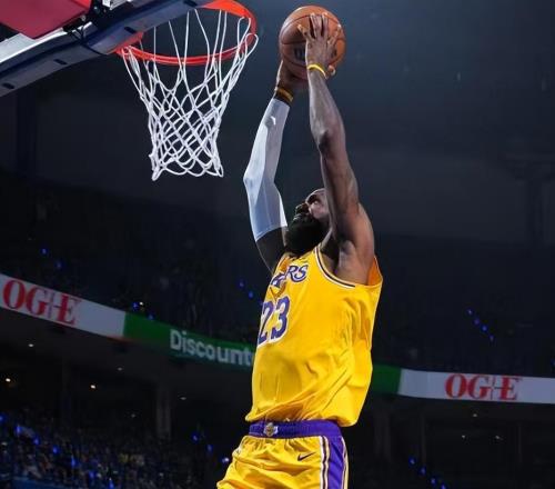 隨著雷霆5連勝，活塞贏10分，NBA季后賽最新排名出爐！湖人輸18分