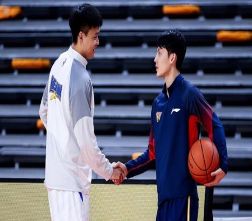 CBA男篮最新动态！广东男篮vs北京男篮，赛前带来广东男篮徐杰、胡明轩、杜峰以及北京男篮赵睿最新消息