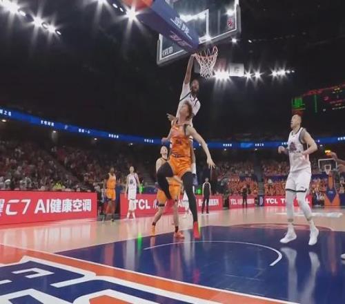 流弊！年度第一炸扣！NBA首輪秀碾壓王哲林