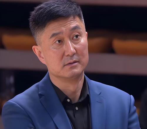 杜鋒不再隱瞞！賽后回應(yīng)廣東男籃輸球原因，原來傷病只是冰山一角