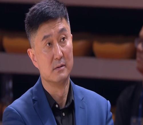 隨著廣東惜敗、上海險(xiǎn)勝，季后賽又亂了！廣東快出局，北京奪賽點(diǎn)