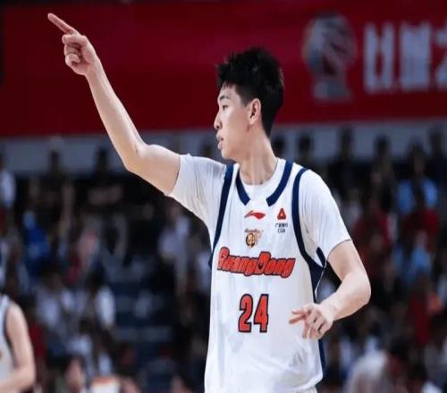 廣東丟G1陣容太劣勢！后場+內線尺寸劣勢，鋒線攻守根本對不上！