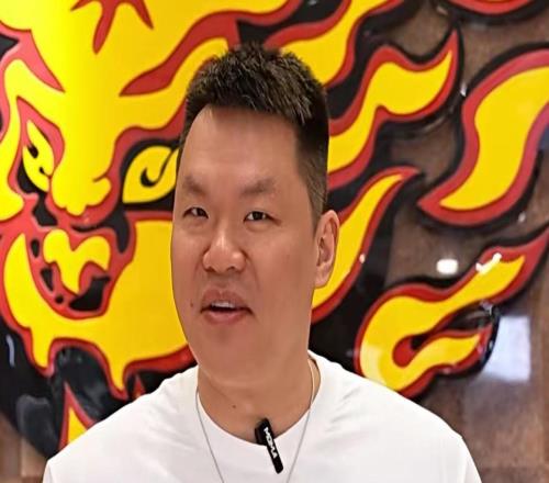 廣東3消息！宏遠(yuǎn)官方預(yù)熱生死戰(zhàn)，徐杰合同明年到期，張昊新動態(tài)