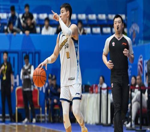 廣廈輸球揪出頭號罪人！昔日奪冠奇兵7中2，他根本無法代替孫銘徽