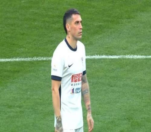 斯坦丘難首發(fā)，大連爭(zhēng)終結(jié)海牛連勝3將差1黃停賽李國(guó)旭放低姿態(tài)