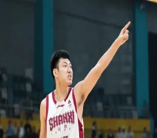 焦海龍G1賽后與球迷爭(zhēng)執(zhí)，CBA官宣被罰3萬(wàn)，G2激烈對(duì)抗仍將繼續(xù)！