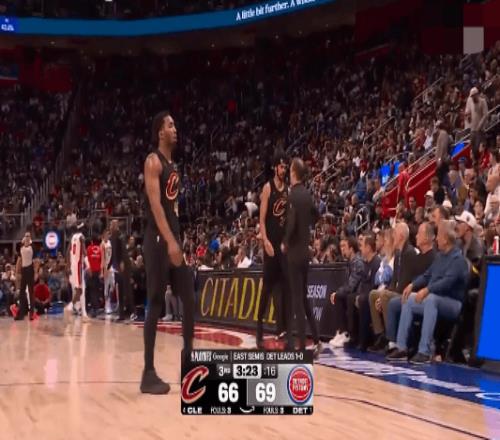 10797！哈登13中3末節(jié)0分，創(chuàng)NBA尷尬紀(jì)錄！活塞巨星2次拿捏騎士