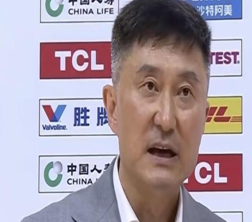 杜鋒：今天的團結和永不放棄的精神是球隊三十多年沉淀下來的