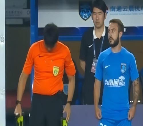 他是上賽季南通支云核心！離隊后逆襲成魯能黑馬后腰，已完成首秀