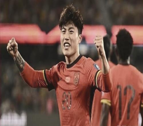 01國(guó)青，是怎么錯(cuò)過(guò)謝文能和呂焯毅的