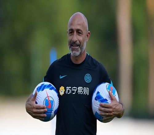 再次拆解齊沃教練組成員：切基讓戰(zhàn)術(shù)平穩(wěn)過渡、帕隆博提升定位球