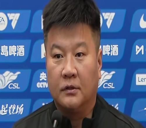 李金羽成為2026年中超首個(gè)下課的主教練，被原成都蓉城主教練取代