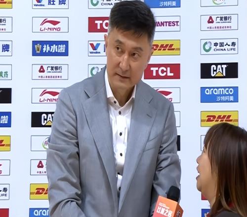 廣東擊敗北京，三人滿分，杜鋒完勝許利民，賽后聽聽杜鋒怎么說