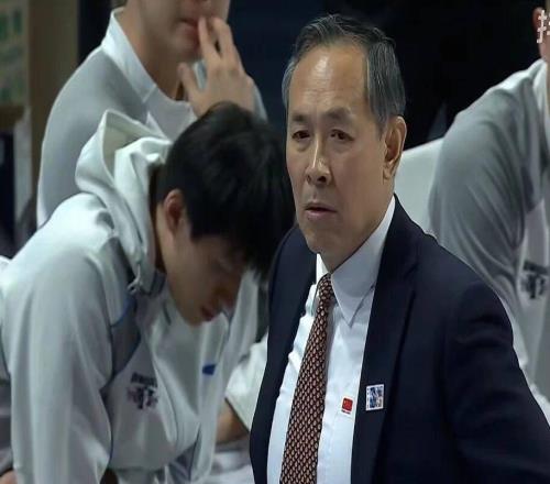 惜敗廣東后，許利民賽后直言惜敗是好事，麥基輪換真相曝光