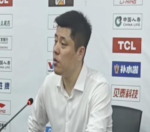 潘江：比賽主要輸在籃板球上，對(duì)劉傳興的使用是賽前討論過(guò)的