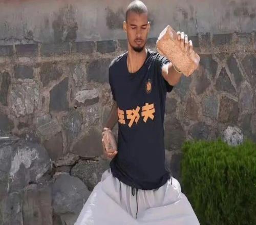 天王山！！華子打到吸氧??！文班被驅(qū)逐可能禁賽！