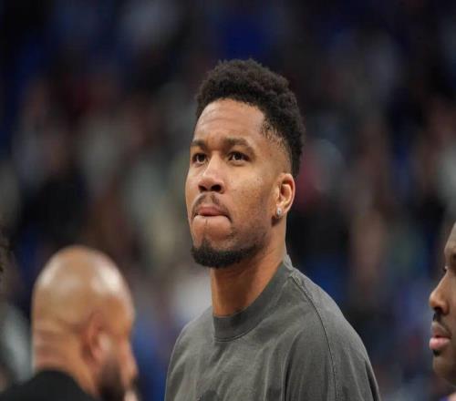 NBA要大地震了雄鹿接受字母哥交易報(bào)價(jià)！
