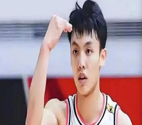 輸北京隊(duì)15分！揪出1個(gè)表現(xiàn)最差之人，坑慘了廣東隊(duì)