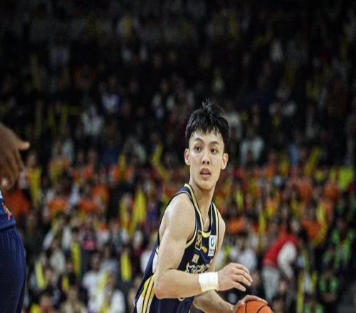 CBA告別24年壟斷，迎來全新亂世！上一次沒遼粵，姚明奪冠