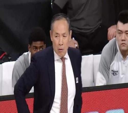 CCTV5直播CBA生死大戰(zhàn)！京粵G3，許利民需亮出真本事，杜鋒恐慘敗