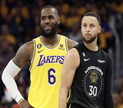 NBA記者曝出猛料：詹姆斯可能要去勇士聯(lián)手庫(kù)里，但薪水會(huì)降很多