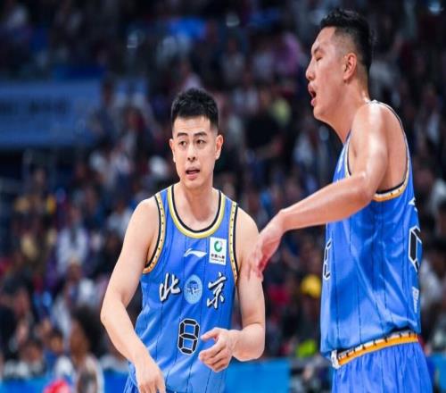 CBA首組半決賽：歷史第7次京滬大戰(zhàn)時(shí)隔25年再爭(zhēng)總決賽名額