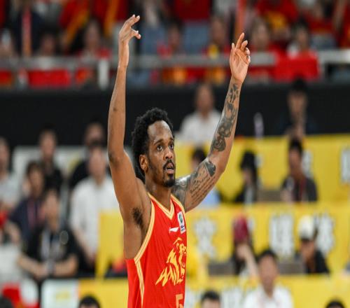 24分大勝！衛(wèi)冕冠軍打出統(tǒng)治力，4強(qiáng)戰(zhàn)上海形勢(shì)最好，北京卻難了