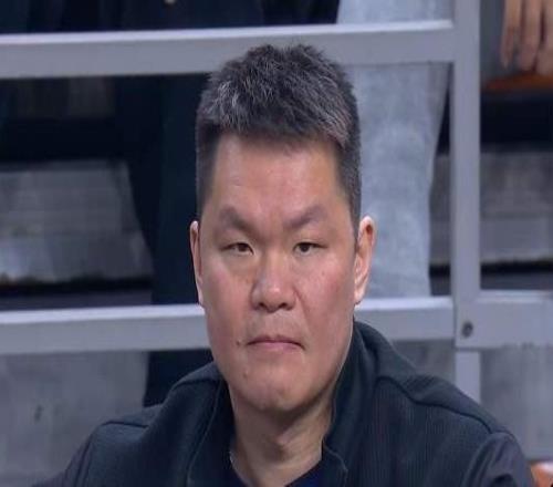 杜鋒下課廣東男籃做法有深意，遠(yuǎn)超外界猜測(cè)，徐杰或成交易籌碼
