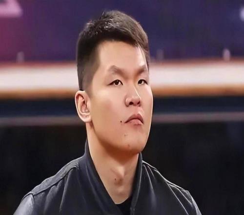 宏遠(yuǎn)早報(bào)！杜鋒深夜發(fā)聲，徐杰將前往美國(guó)特訓(xùn)，朱芳雨開始干活