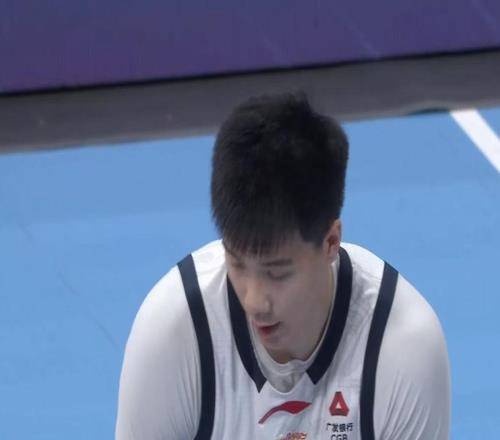 焦泊喬單換沈梓捷廣東隊(duì)有望與北控男籃交易，王少杰也將買斷！
