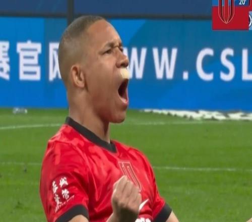 3場3球，席爾瓦當(dāng)選中超3月最佳球員