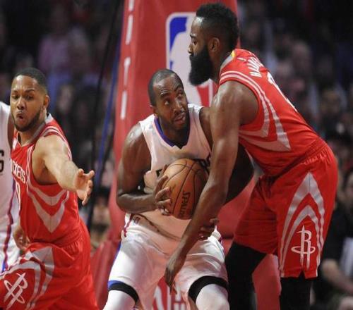 NBA第一人！因?yàn)榭刍@而斷送生涯，他若不傷，火箭能奪冠