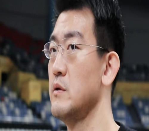 王博：深圳坐擁最佳外援+MVP我們必須重視，胡金秋傷情無大礙