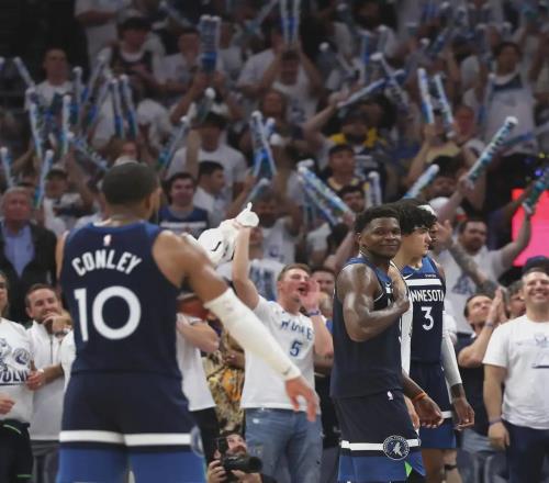 他也要退役19年生涯0技犯，4次獲獎(jiǎng)歷史第一！NBA最完美的隊(duì)友