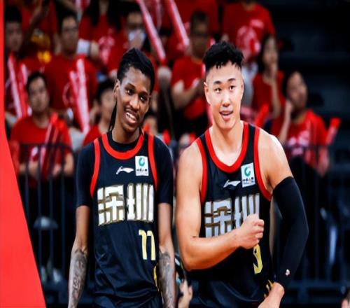 兩大MVP全啞火！FMVP狂轟46+7，衛(wèi)冕冠軍開門紅，深圳隊出師不利