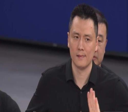 打不過(guò)，完全打不過(guò)！上海慘敗北京，盧偉束手無(wú)策，許利民真厲害