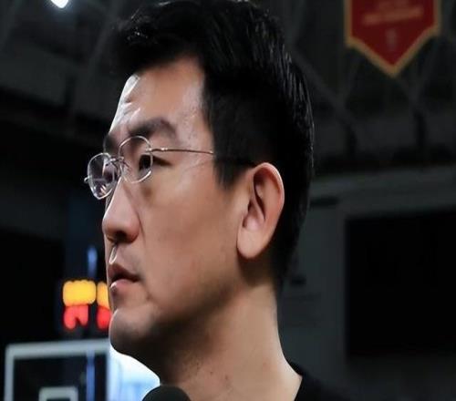 CBA今夜焦點戰(zhàn)！賀希寧欲狀態(tài)反彈率隊扳回一城