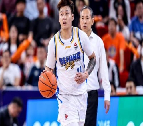 三分28投14中轟99分！北京客場(chǎng)掀翻上海：扳回比分晉級(jí)總決賽穩(wěn)了